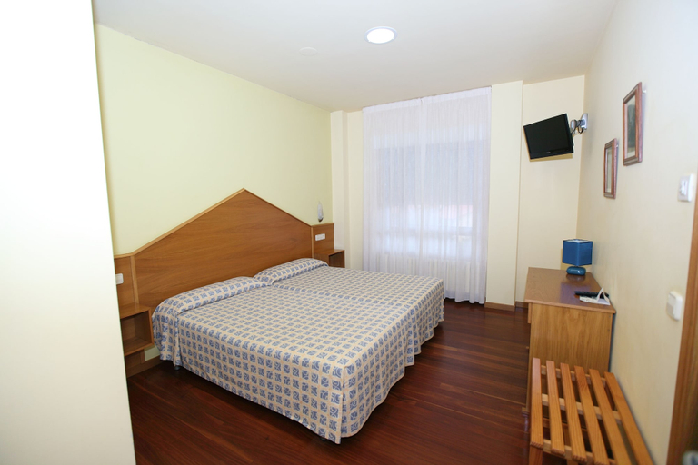 Bedroom 5, Hotel Bello, A Coruña