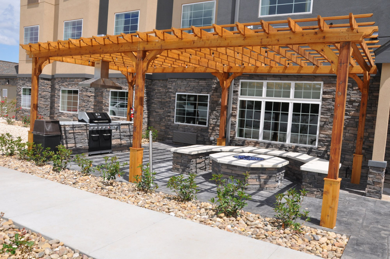 Exterior & Views 2, Microtel Inn & Suites by Wyndham Lubbock, Lubbock