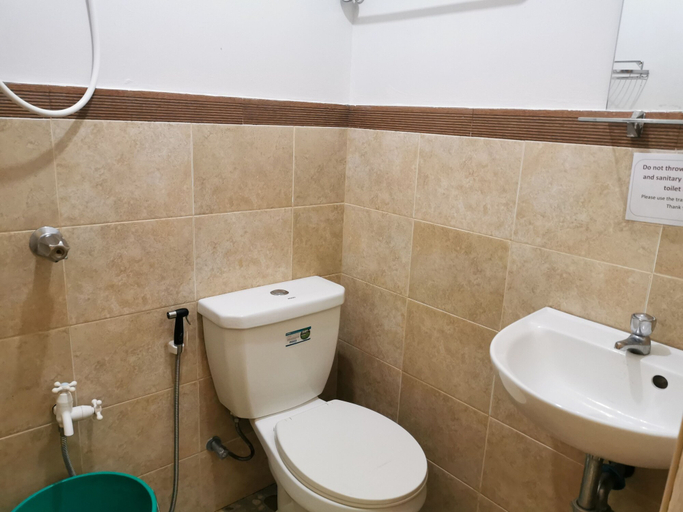 Bathroom 3, Pacific Waves Inn Annex, Baler