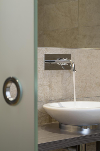 Bathroom 4, Auberge de Clochemerle – Spa & restaurant gastronomique, Rhône