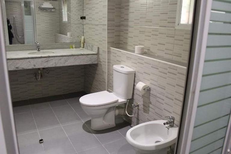 Bathroom 5, De Brass Suites Hotel, Yenegoa
