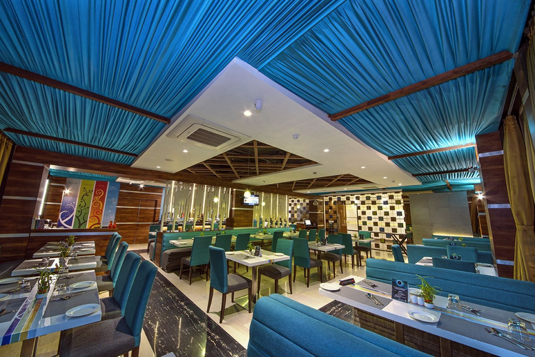 Food & Drinks 5, The Fern Residency Kolkata, North 24 Parganas