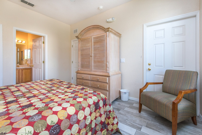 Bedroom 2, 2735calab, Polk