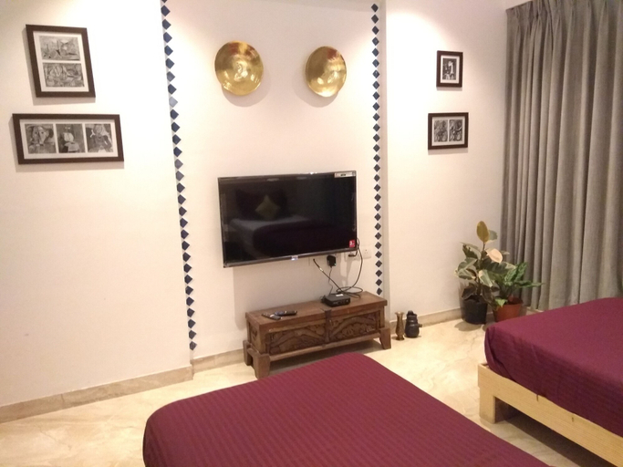 Bedroom 5, Marvel Arco, Pune