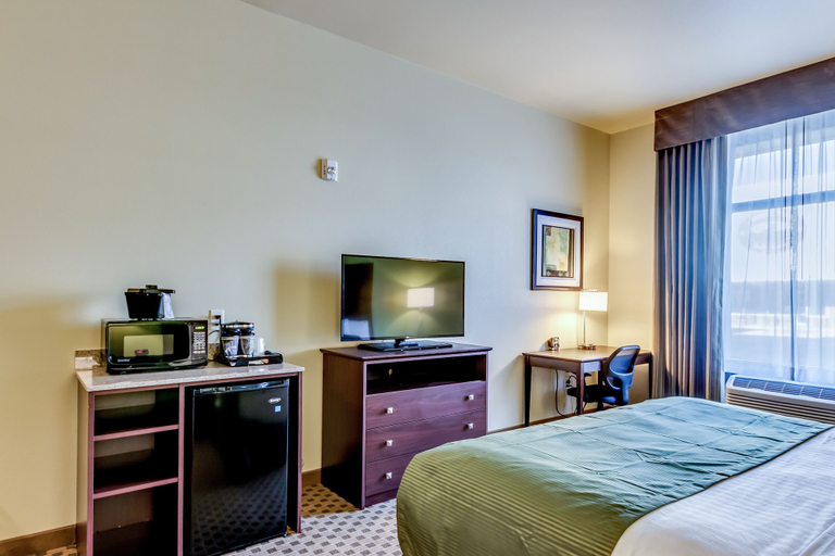Bedroom 3, Cobblestone Inn & Suites - Cambridge, Furnas