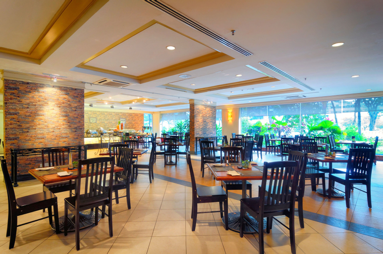Food & Drinks 5, Hotel Shangri-La Kota Kinabalu, Kota Kinabalu