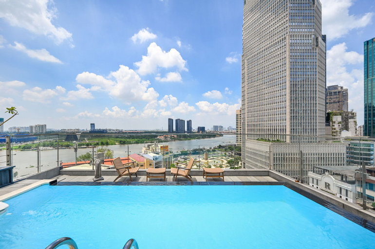Sky Gem Central Hotel, Quận 1