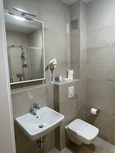 Bathroom 4, Hotel Magdalena, Zagreb