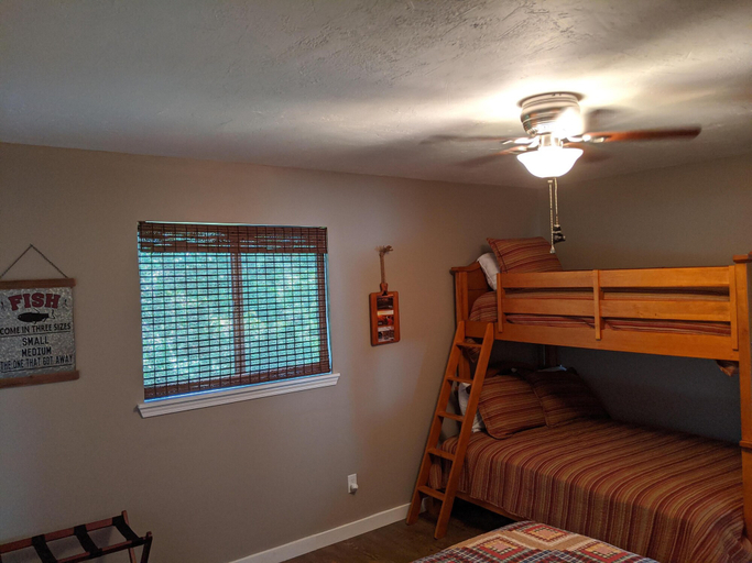 Bedroom 3, Canaan Point, Stone