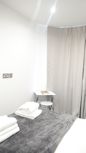 Bedroom 5, The Hatton Rooms, London