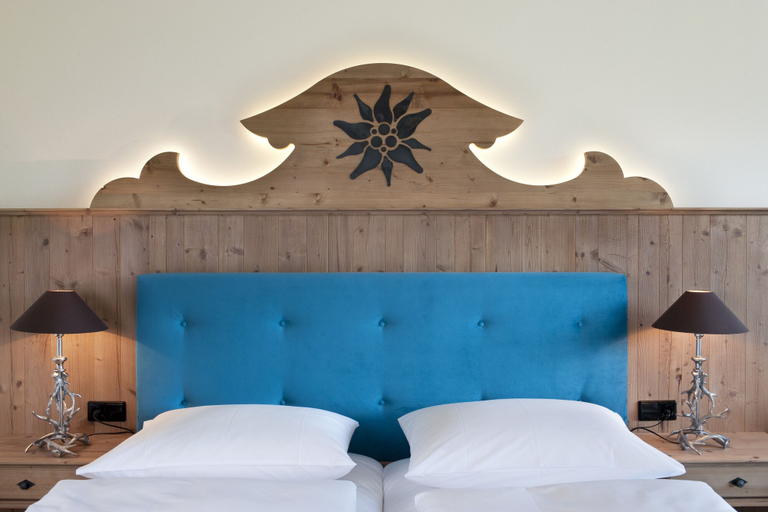 Bedroom 4, Relais & Châteaux Gut Steinbach Hotel und Chalets, Traunstein
