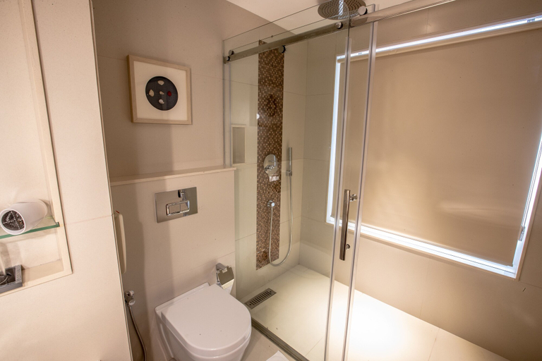 Bathroom 4, Hotel Span International, Ernakulam