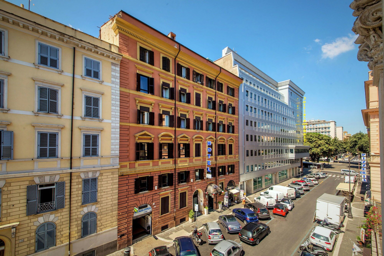 Exterior & Views 2, Hotel dei Mille, Roma