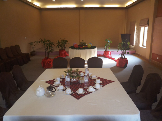 Food & Drinks 5, Temple Tree Resort & Spa, Gandaki