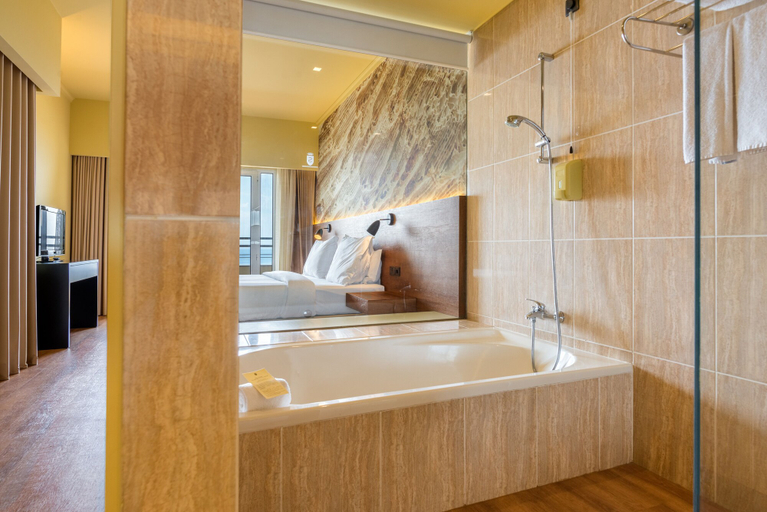 Bathroom 5, Calheta Beach - All Inclusive, Calheta