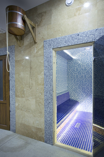 Bathroom 5, Central Hotel Yerevan, Yerevan