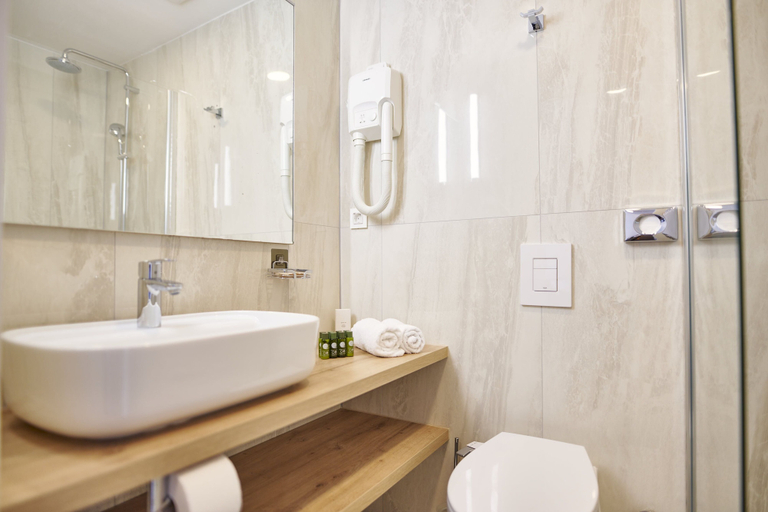 Bathroom 5, Colentum Resort Murter, Murter