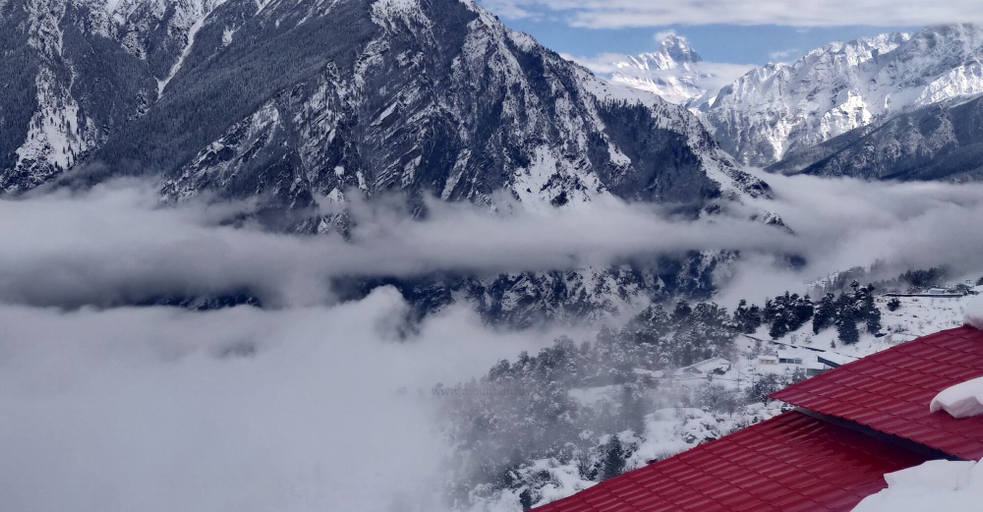 Sport & Beauty, Mountain Rover Auli, Chamoli