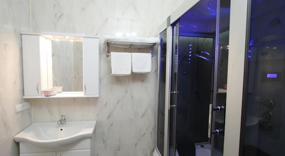 Bathroom 4, Boomerang Business Hotel, Odes'ka