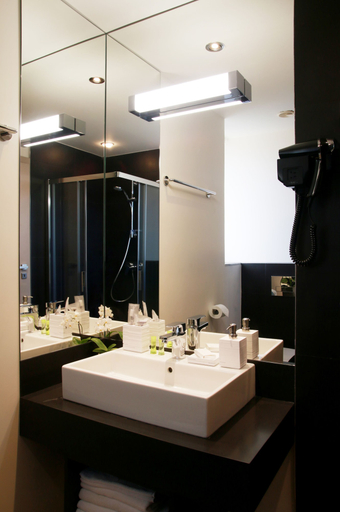 Bathroom 4, Belfort Hotel, Brasov