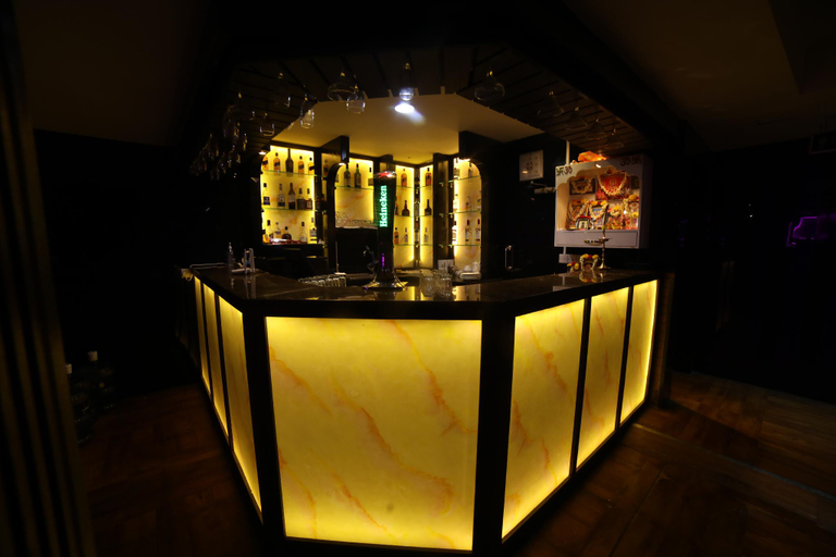 Others 4, Hyde Park Hotel, Dubai