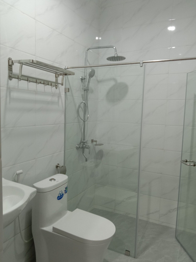 Bathroom 4, Meaco Royal Hotel- Lucena, Lucena City