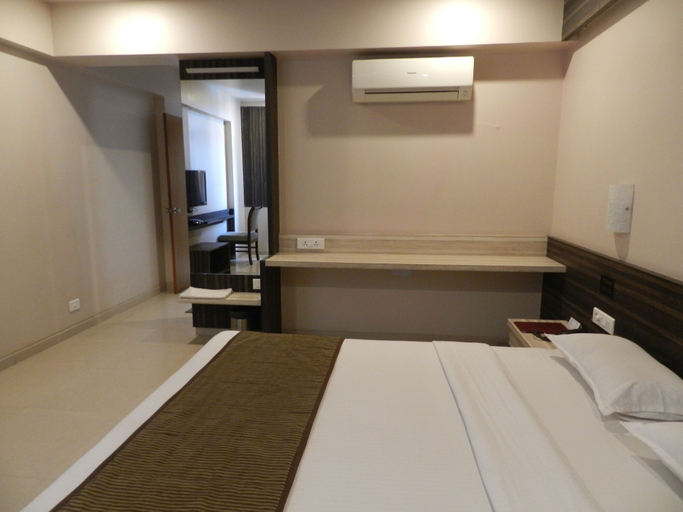 Bedroom 3, Hotel K Square, Kolhapur