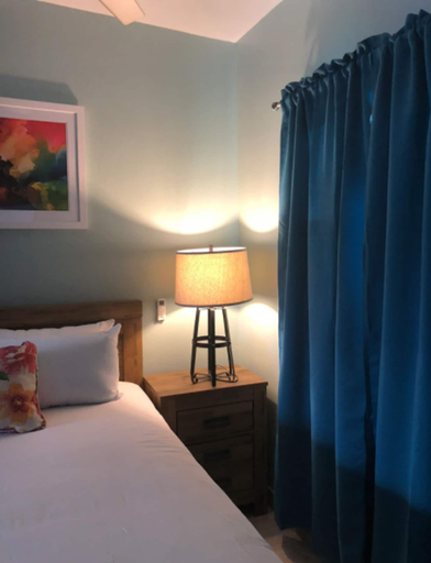 Bedroom 3, Sea Grape Studios