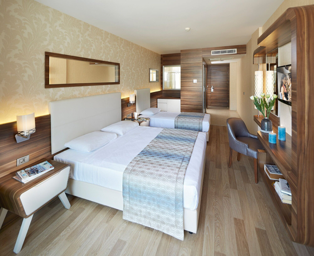 Bedroom 3, Emre Beach & Emre Hotel, Marmaris
