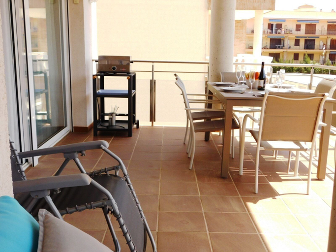 Food & Drinks, Apartamento Mont Caliu - A146, Girona