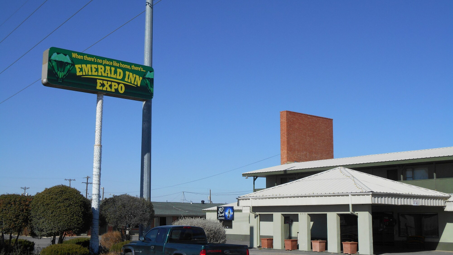 Exterior & Views 2, Econo Lodge Inn & Suites Abilene East District, Taylor