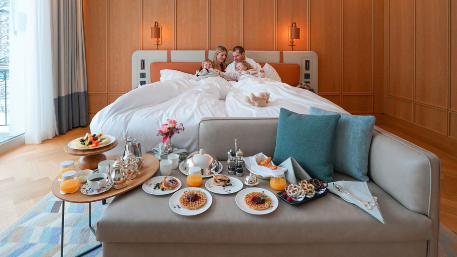 Bedroom 3, Kempinski Palace Engelberg, Obwalden