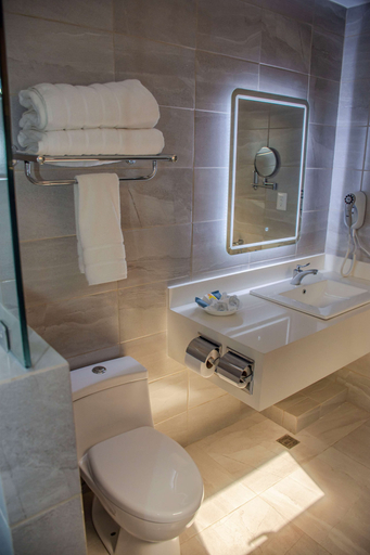 Bathroom 4, Best Western Plus Hotel Stofella, ZONA 10