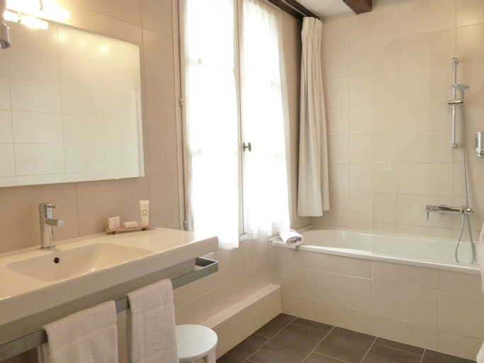 Bedroom 4, Le Grand Monarque, Indre-et-Loire