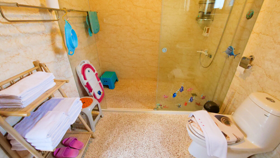 Bathroom 4, Sabai B&B, Penghu