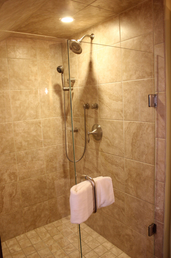 Bathroom 3, Inn at Hermannhof, Gasconade