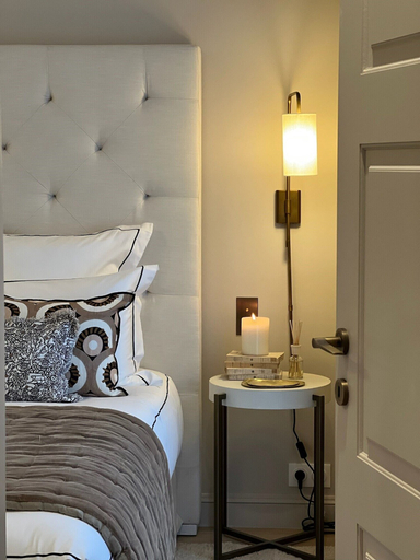 Bedroom 5, Black Door, Paris