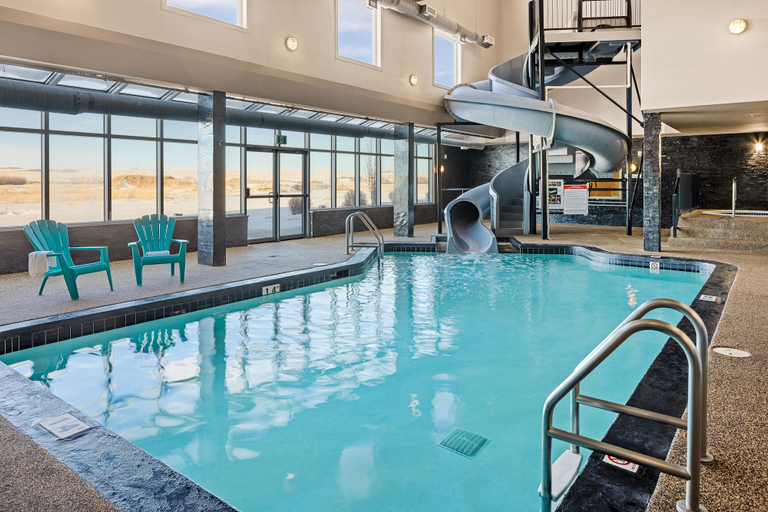 Sport & Beauty 5, Home Inn & Suites Swift Current, Division No. 8