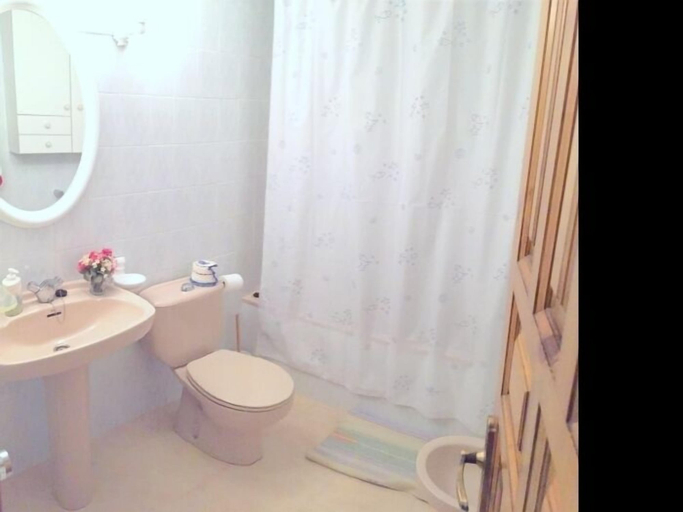 Bathroom 3, Apartamento Garbinell, Girona