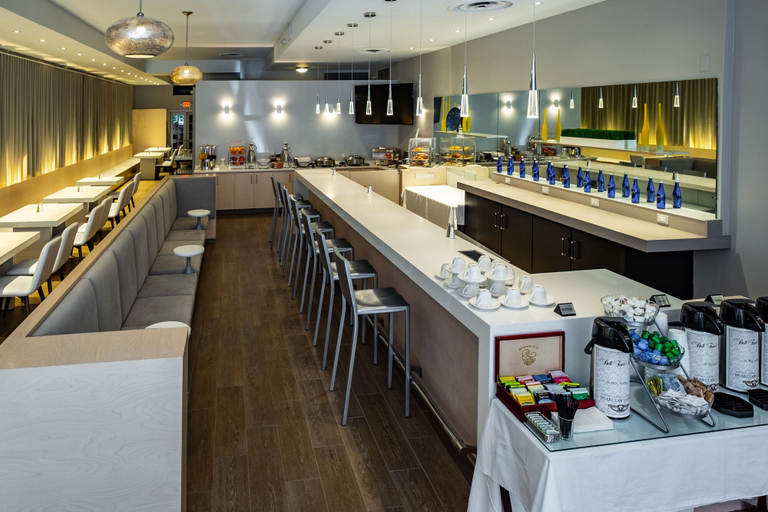 Food & Drinks 5, Bell Tower Hotel, Washtenaw