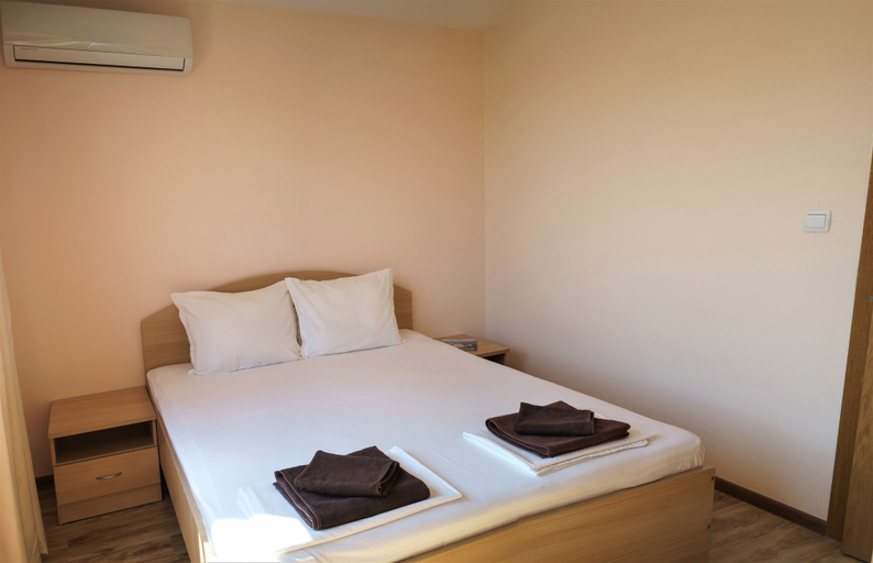 Bedroom 2, Moreto Seaside Aparthotel, Nesebar
