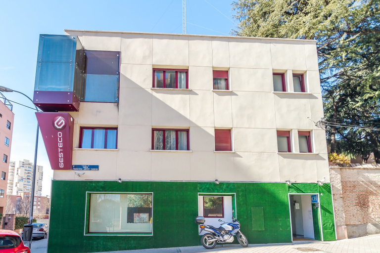Exterior & Views 2, AYZ Javier Cabrini - Auto check-in property, Madrid