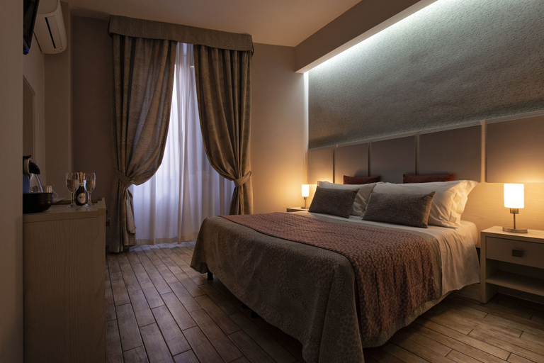 Bedroom 3, Five Rooms Rome Guesthouse, Rome