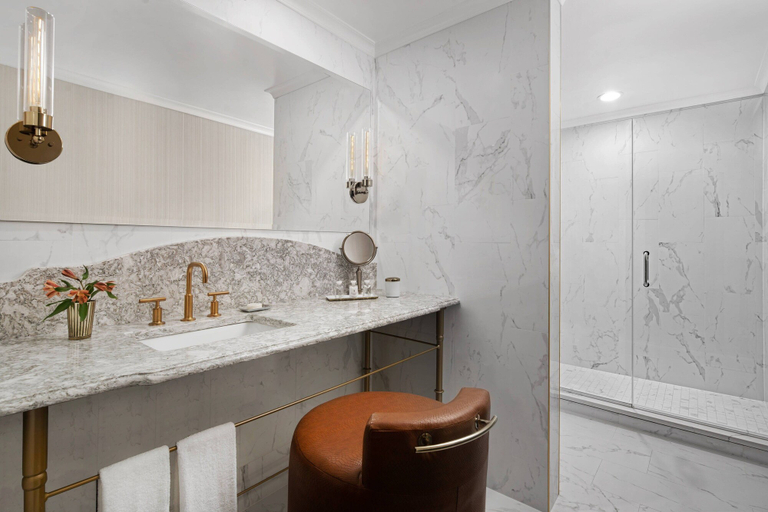 Bathroom 3, The Drake Oak Brook, Autograph Collection, Dupage