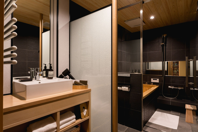 Bathroom 4, Ishibekoji MUAN, Kyoto