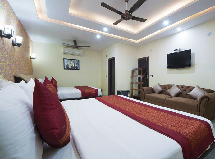 Bedroom 3, Airport Inn, Delhi