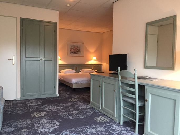 Bedroom 4, Hotel, Sportsbar & Brasserie Dorhout Mees, Dronten