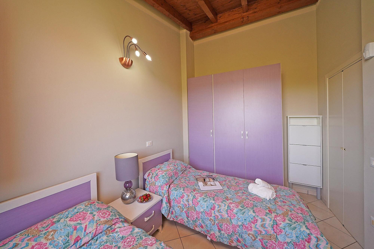 Bedroom 3, Appartamento Tammaro, Brescia