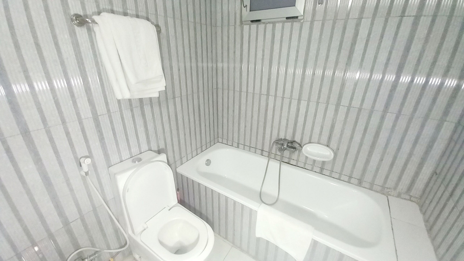 Bathroom 5, Ghion Hotel, Addis Abeba