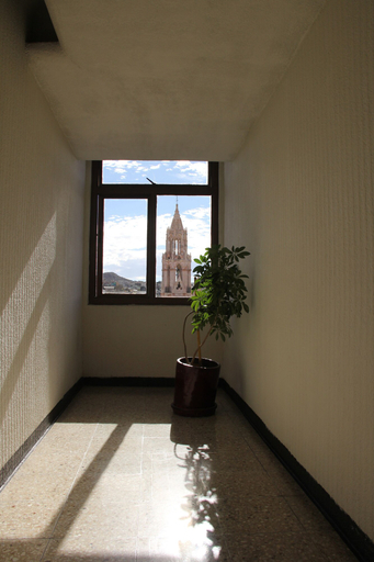 Others 4, Hotel María Benita, Vetagrande
